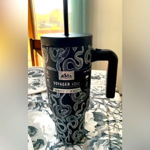 HYDRAPEAK 40 OZ STAINLESS STEEL TUMBLER- SNAKES- RARE AND BRAND NEW!
